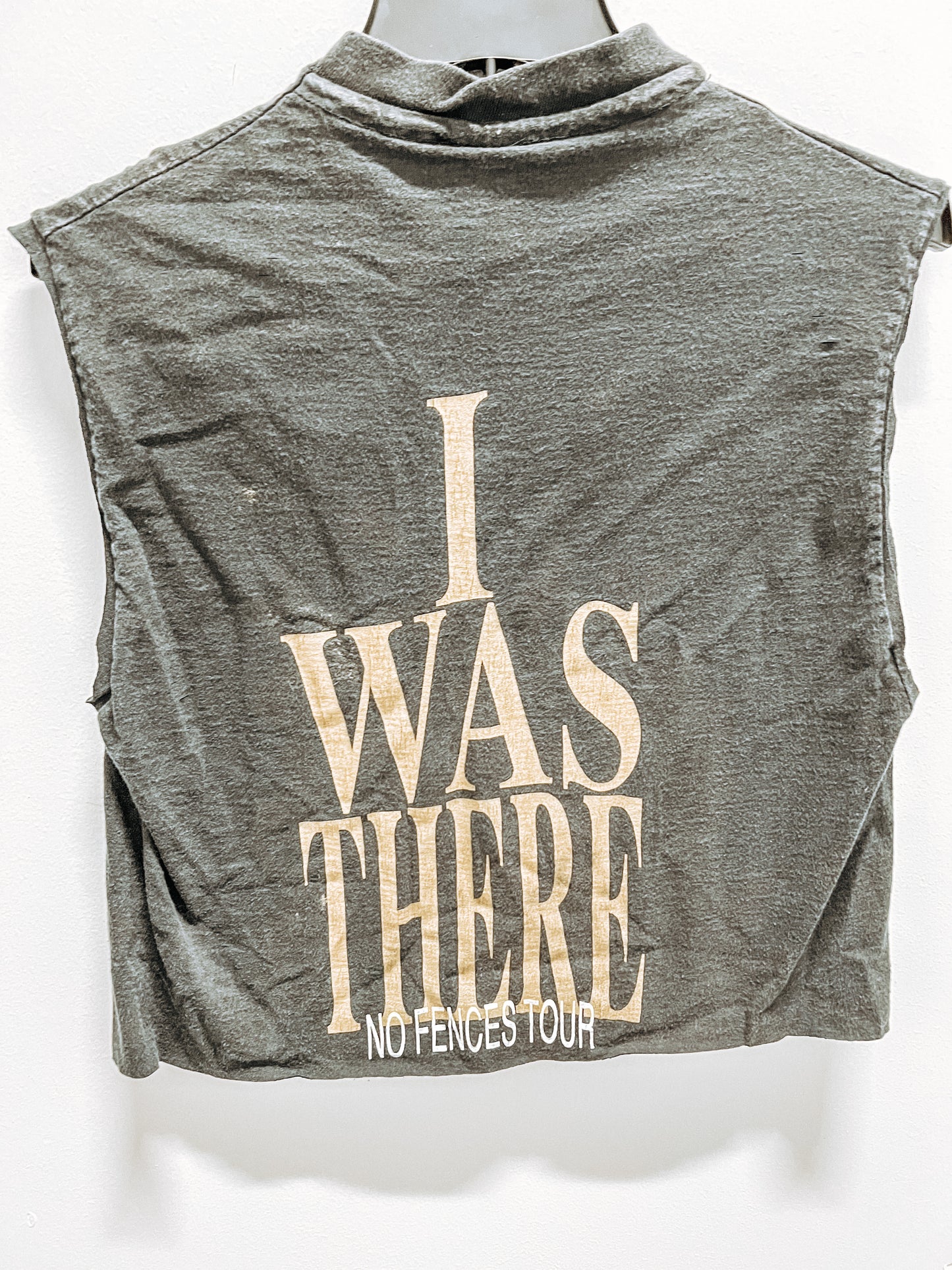 Vintage Garth crop