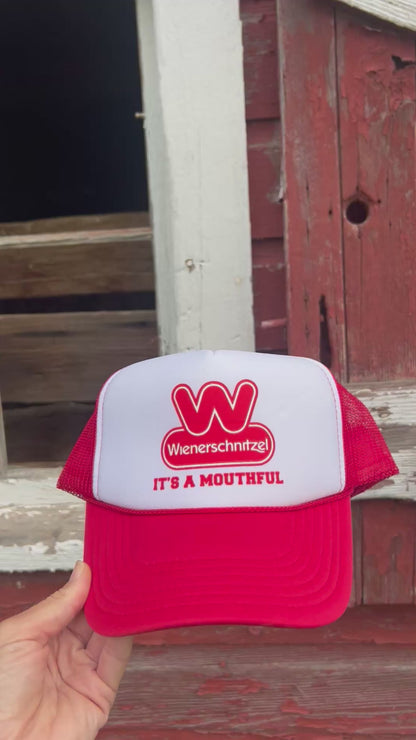 Vintage Wienerschnitzel hat